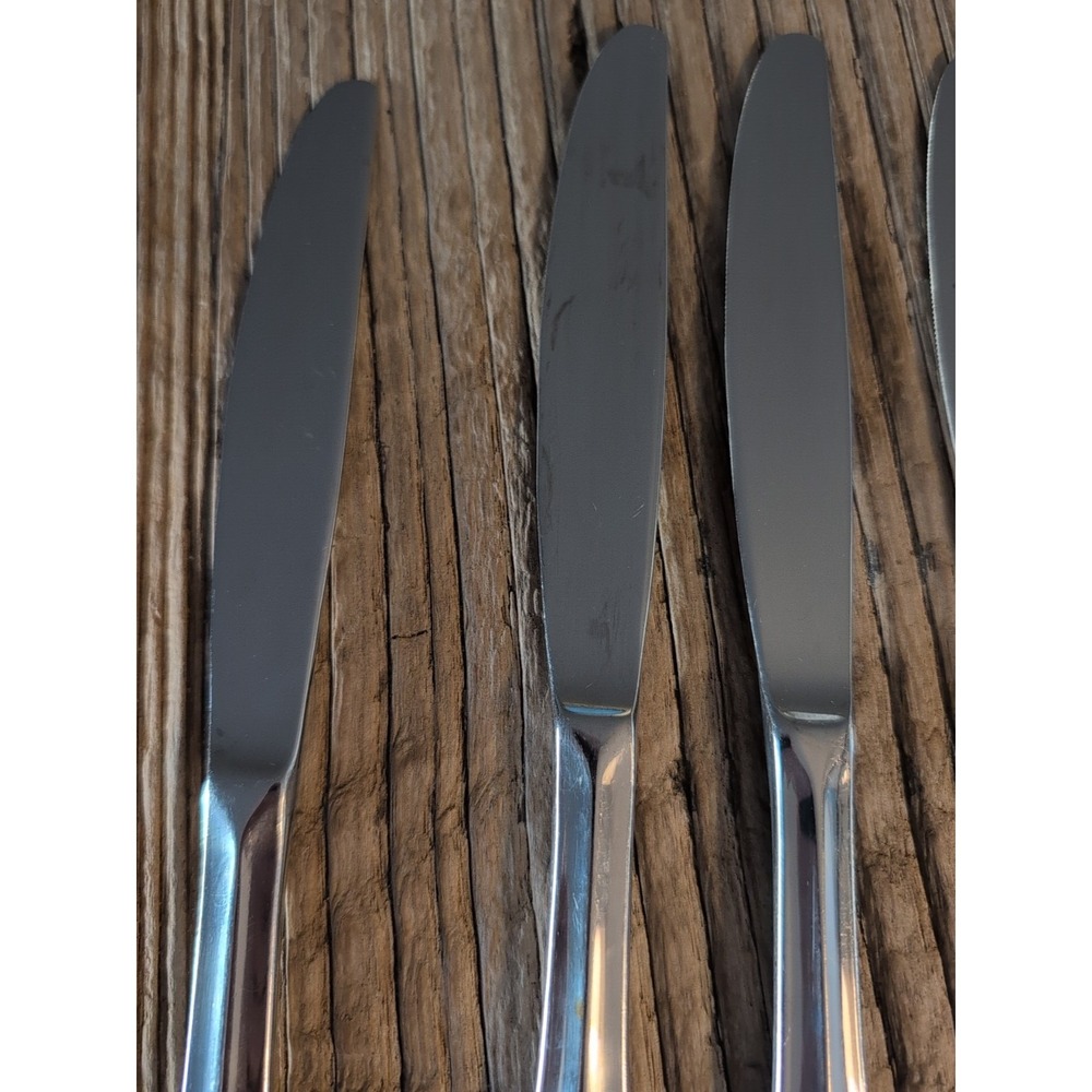 Mikasa Bravo Stainless Glossy 4 Dinner Knives 4 Pieces - Picture 14 of 16